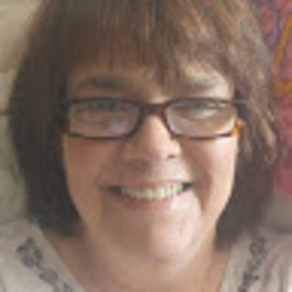Meet your Posher, Denise
